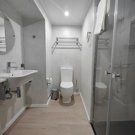 Hostel Aurora Angra do Heroismo