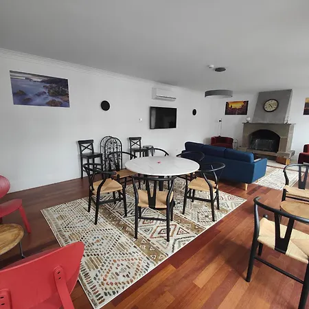 Hostel Aurora Angra do Heroismo
