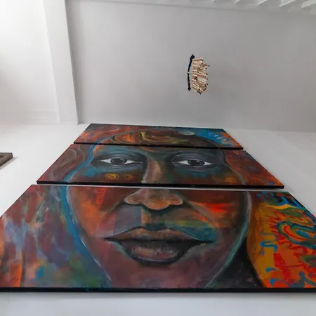 Aurora بيت شباب *