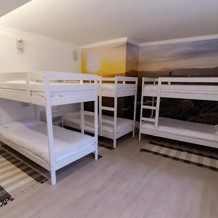 Aurora Hostel, Suites, Quartos E No Coracao De * Angra do Heroismo
