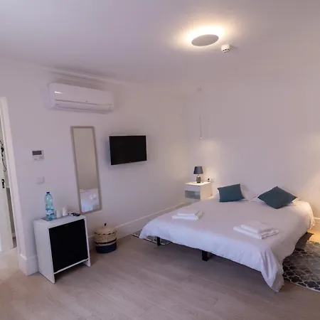 Aurora Hostel, Suites, Quartos E No Coracao De * Angra do Heroismo