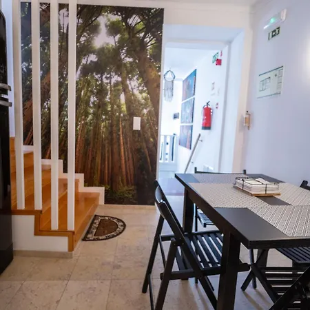 Aurora Hostel, Suítes, Quartos E Dormitórios No Coração De Hostal Angra do Heroísmo