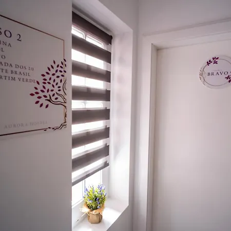 Aurora Hostel, Suítes, Quartos E Dormitórios No Coração De * Angra do Heroísmo