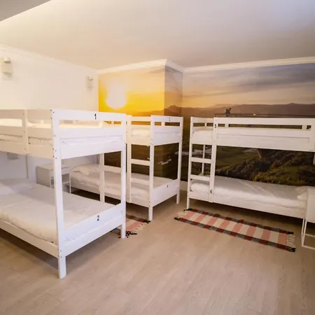 Aurora Hostel, Suítes, Quartos E Dormitórios No Coração De *