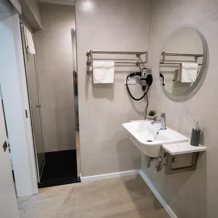 Aurora Hostel, Suítes, Quartos E Dormitórios No Coração De Hostal Angra do Heroísmo