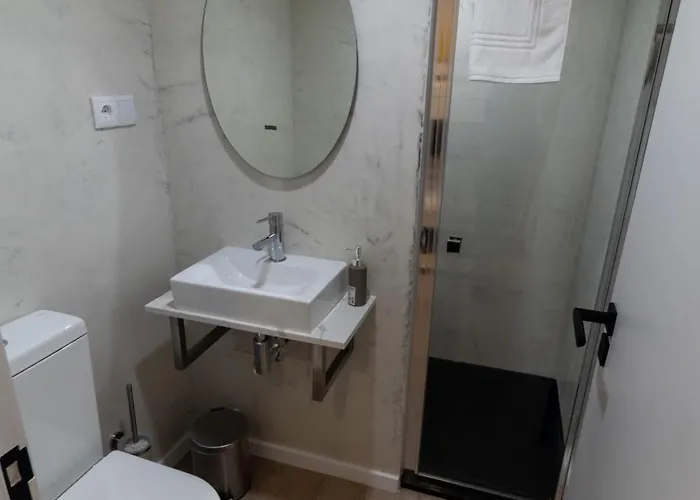 Hostel Aurora Angra do Heroismo